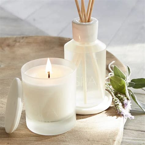 Rediscover the Joy of Slow Living with the Subtle Fragrances of Magic Candle Company's Aromatic Candles